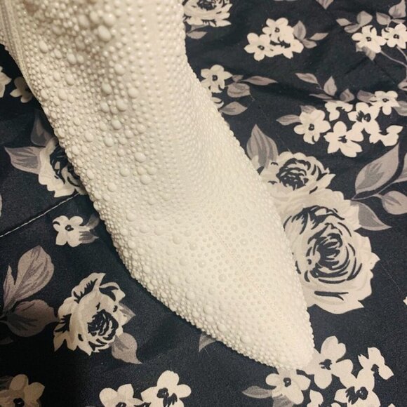 NEW-Top Moda White Textured Ankle Boots SZ 9 - Picture 7 of 8